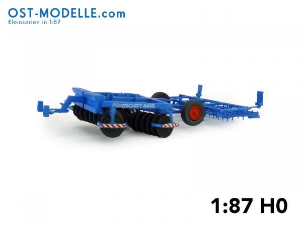 Scheibenegge Fortschritt B402 Arbeitsstellung blau